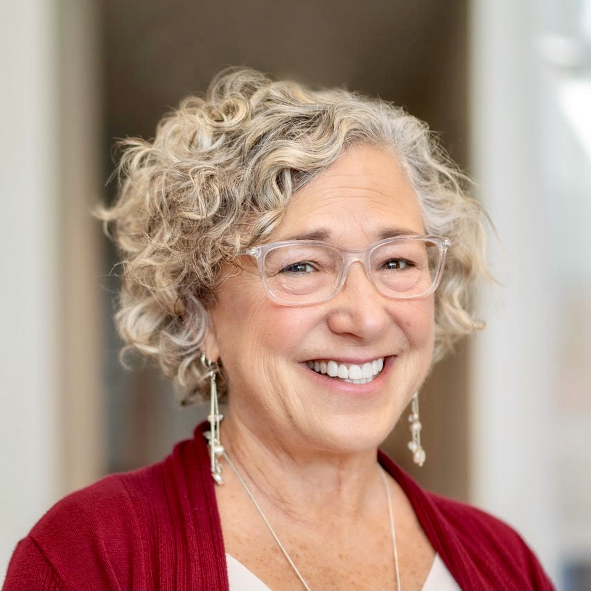 Dr. Suzanne Dorée